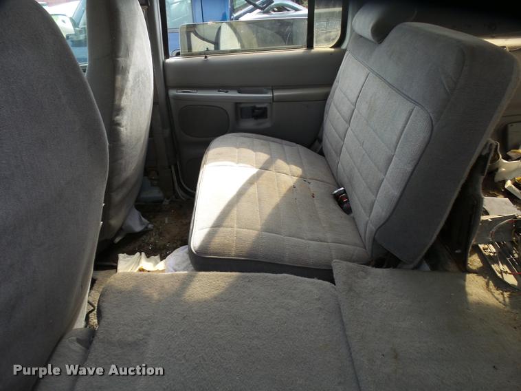 image for item L3319 1995 Ford Explorer SUV