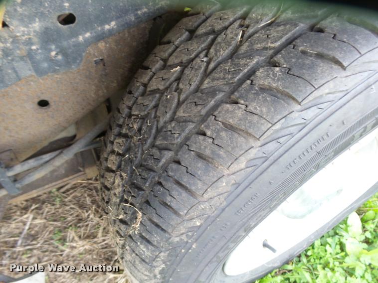 image for item L3319 1995 Ford Explorer SUV