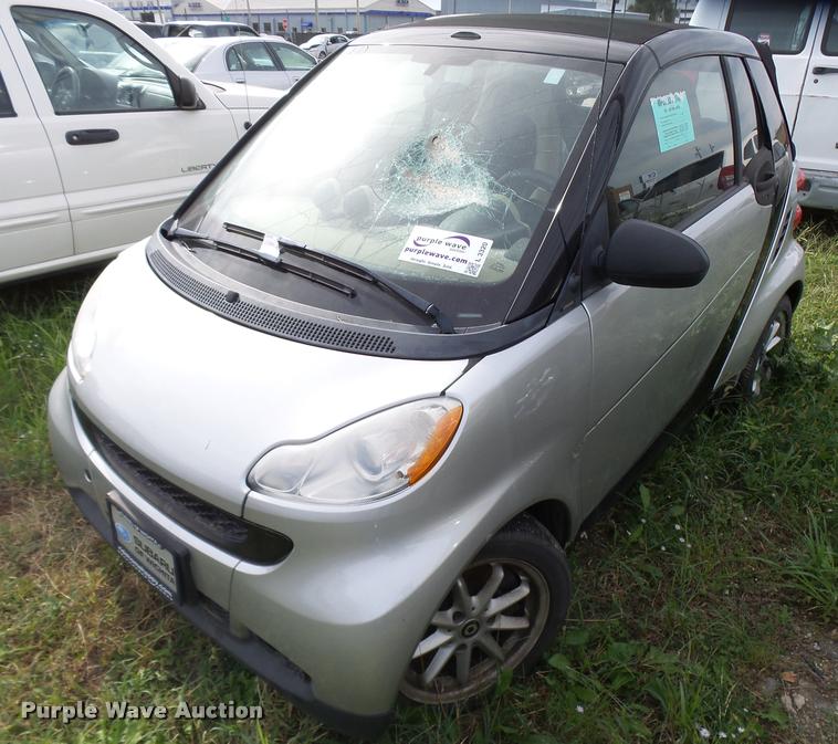 image for item L3320 2009 Smart Fortwo convertible