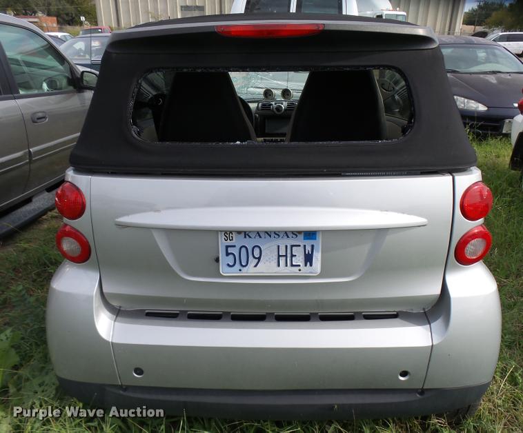 image for item L3320 2009 Smart Fortwo convertible