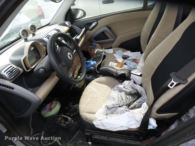 image for item L3320 2009 Smart Fortwo convertible