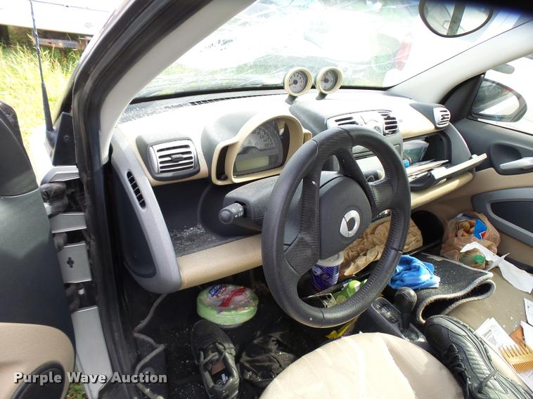 image for item L3320 2009 Smart Fortwo convertible