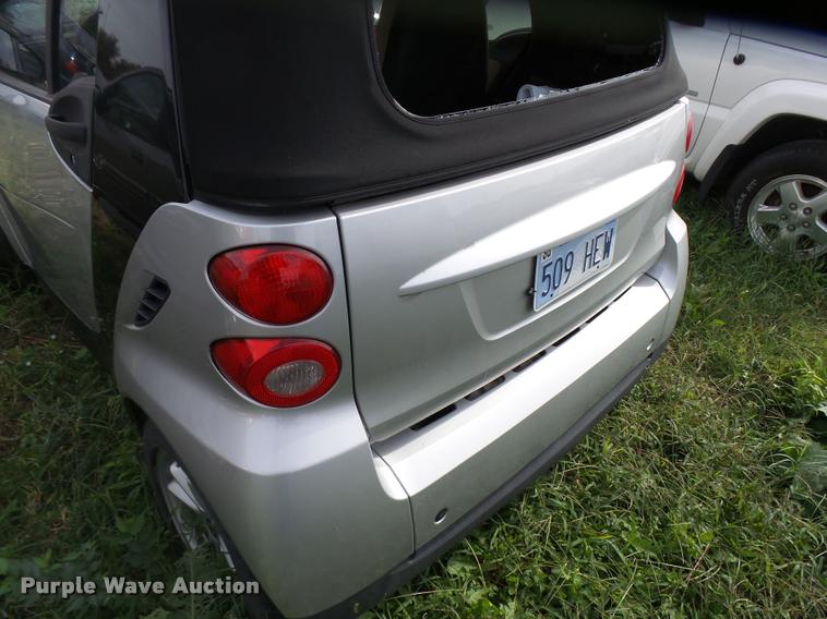 image for item L3320 2009 Smart Fortwo convertible
