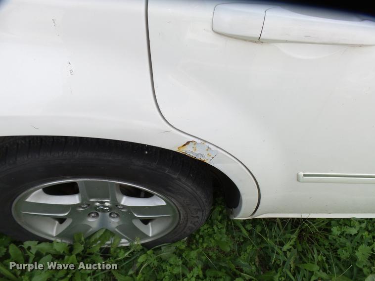 image for item L3321 2007 Dodge Magnum