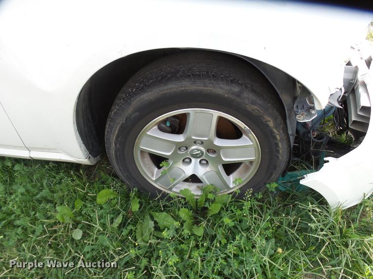 image for item L3321 2007 Dodge Magnum