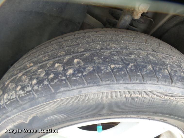 image for item L3321 2007 Dodge Magnum