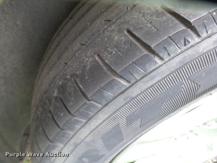 image for item L3321 2007 Dodge Magnum