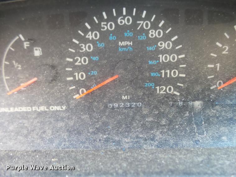 image for item L3323 1999 Plymouth Neon