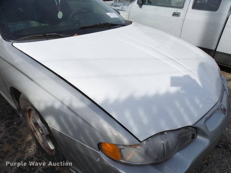 image for item L3324 2005 Chevrolet Monte Carlo