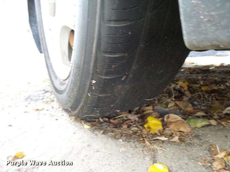 image for item L3324 2005 Chevrolet Monte Carlo