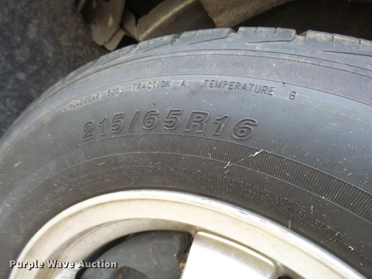 image for item L3324 2005 Chevrolet Monte Carlo