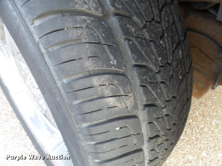 image for item L3328 1999 Lincoln Navigator SUV