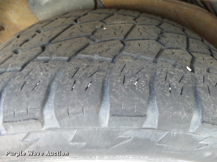 image for item L3328 1999 Lincoln Navigator SUV