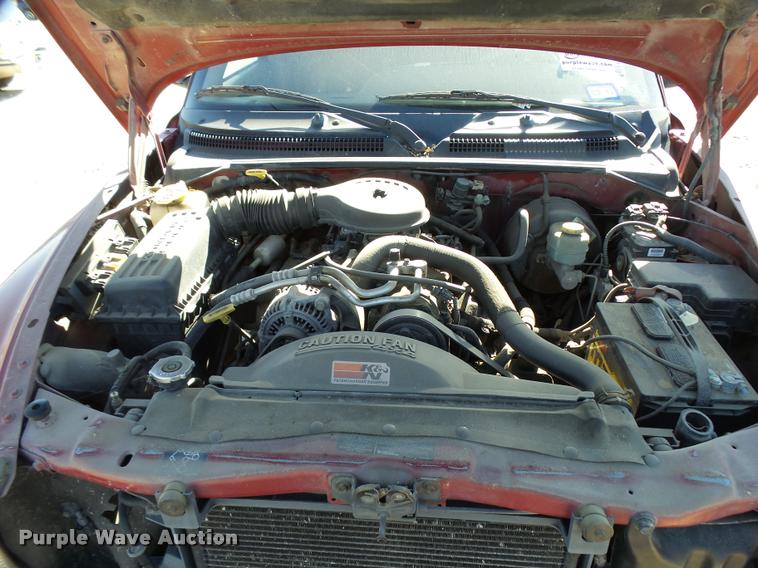 image for item L3358 1999 Dodge Durango SUV