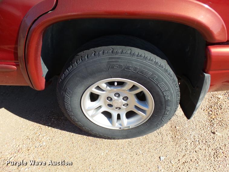image for item L3358 1999 Dodge Durango SUV