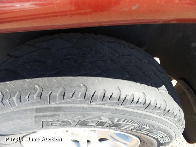 image for item L3358 1999 Dodge Durango SUV