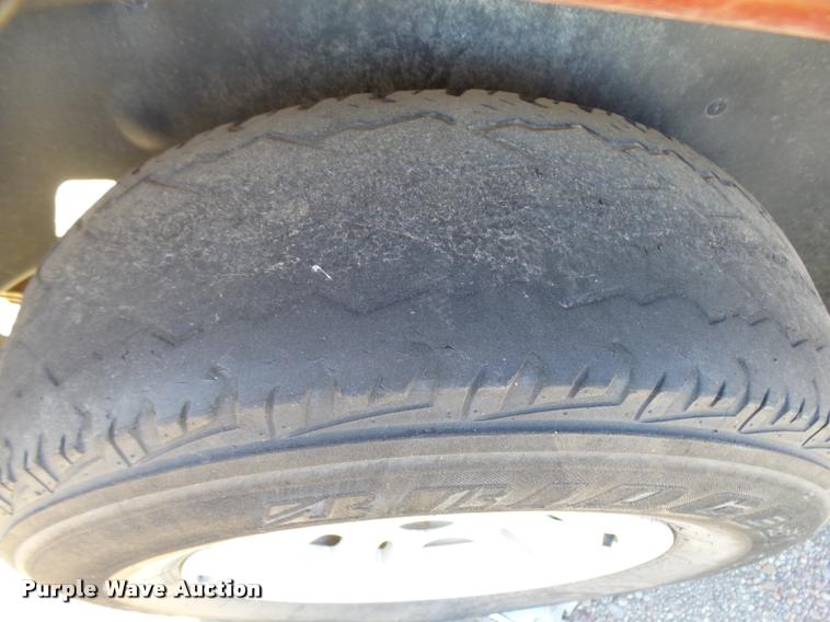 image for item L3358 1999 Dodge Durango SUV