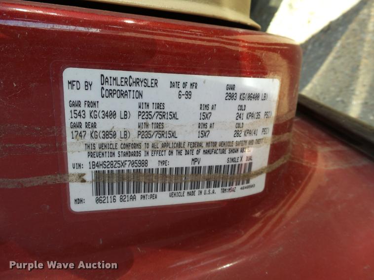 image for item L3358 1999 Dodge Durango SUV