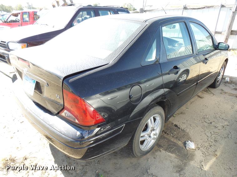 image for item L3360 2002 Ford Focus