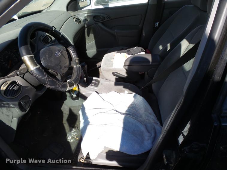 image for item L3360 2002 Ford Focus