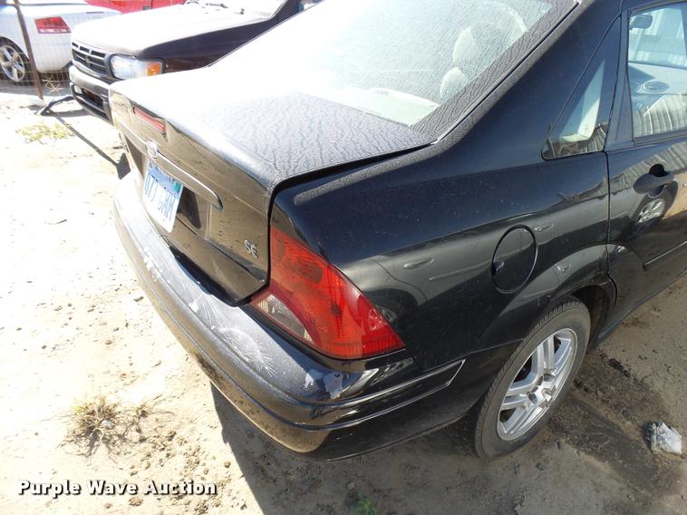 image for item L3360 2002 Ford Focus