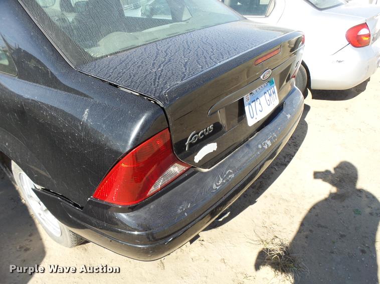 image for item L3360 2002 Ford Focus