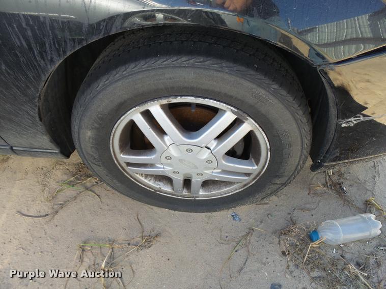 image for item L3360 2002 Ford Focus