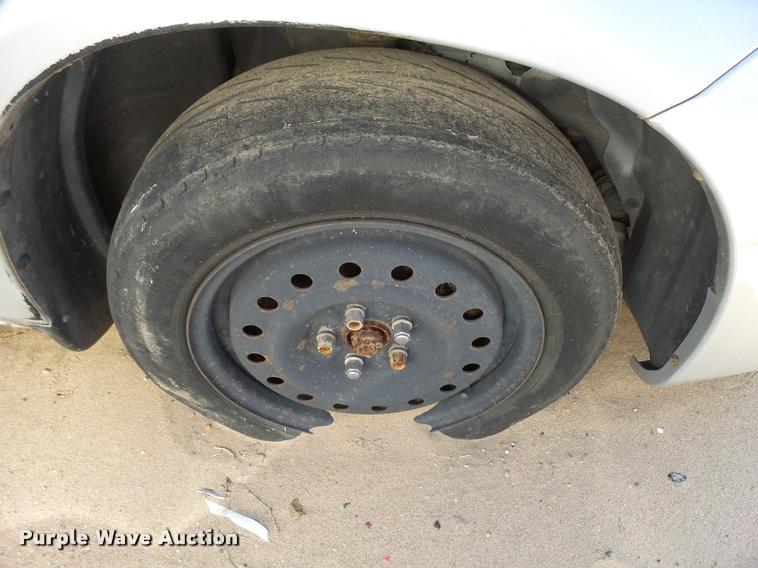 image for item L3361 2005 Dodge Neon