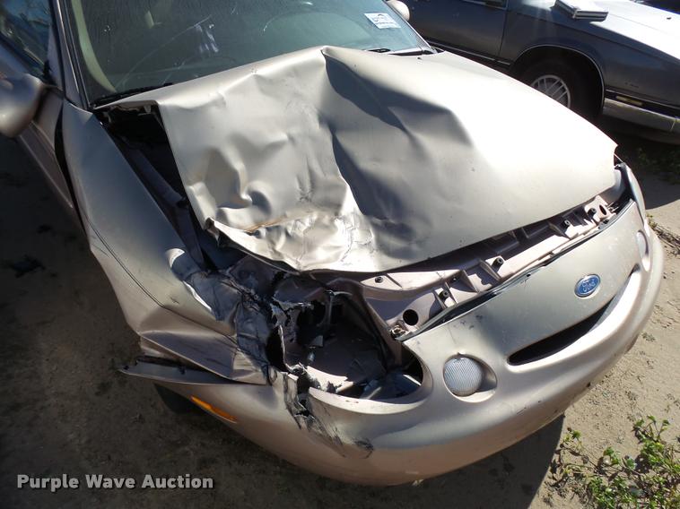 image for item L3364 1996 Ford Taurus