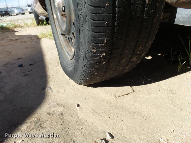 image for item L3364 1996 Ford Taurus