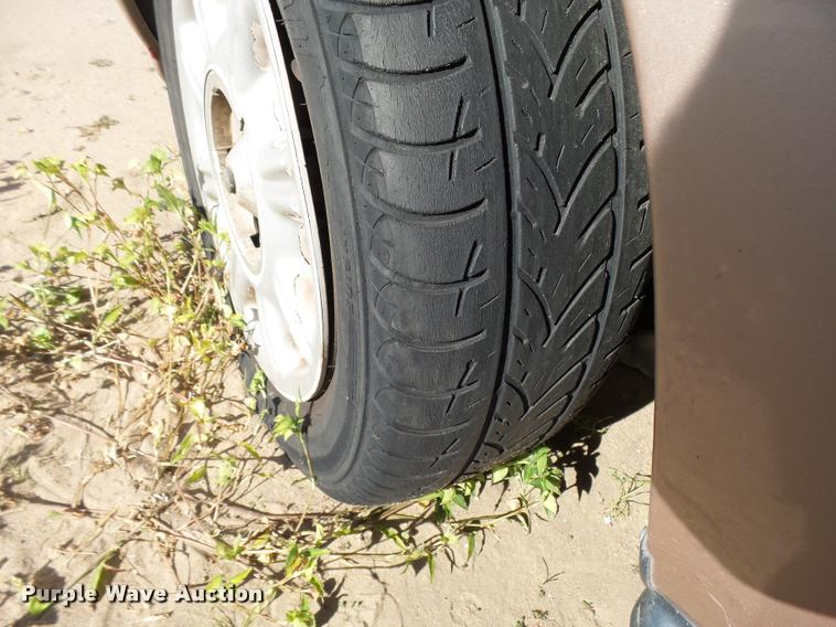 image for item L3364 1996 Ford Taurus