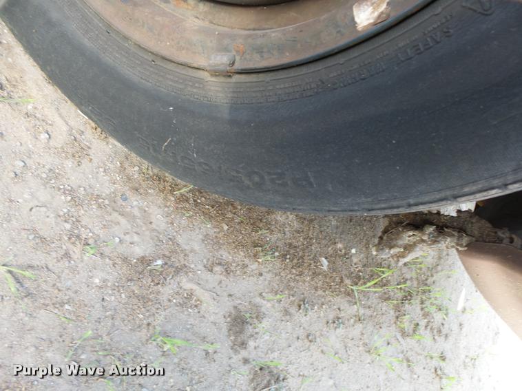 image for item L3364 1996 Ford Taurus