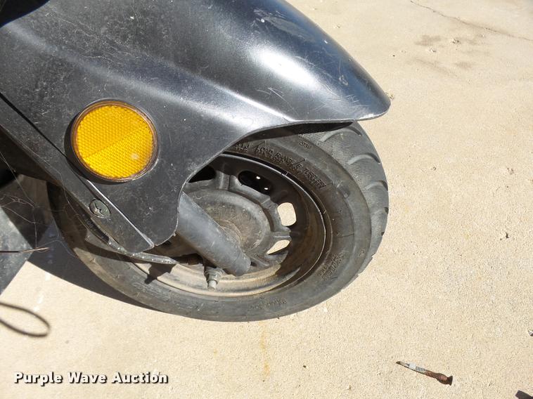 image for item L3365 2015 Tao Tao moped