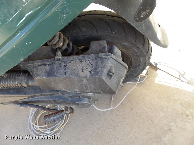 image for item L3365 2015 Tao Tao moped