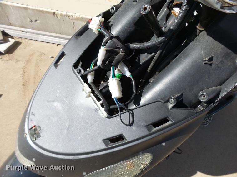 image for item L3365 2015 Tao Tao moped