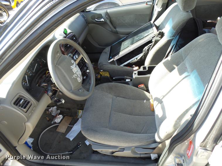 image for item L3366 2002 Saturn LS L200