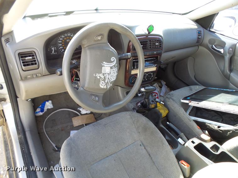 image for item L3366 2002 Saturn LS L200