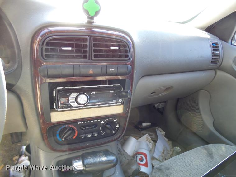 image for item L3366 2002 Saturn LS L200