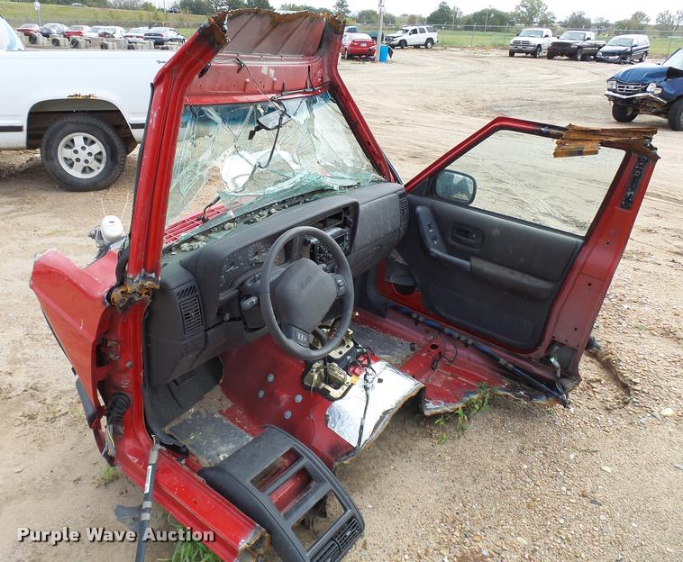 image for item L3384 2000 Jeep Cherokee parts