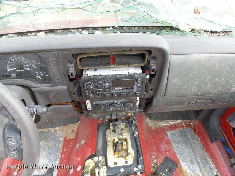 image for item L3384 2000 Jeep Cherokee parts