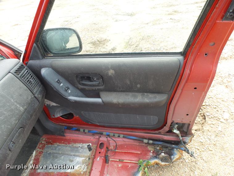 image for item L3384 2000 Jeep Cherokee parts