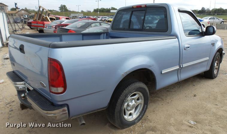 image for item L3385 1998 Ford F150 pickup truck