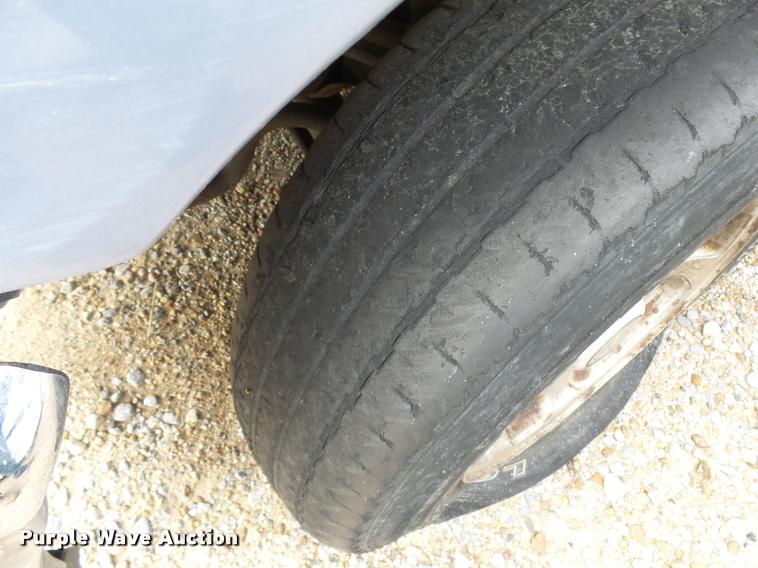 image for item L3385 1998 Ford F150 pickup truck