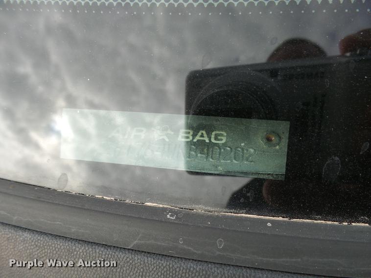 image for item L3385 1998 Ford F150 pickup truck