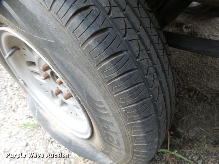 image for item L3386 1993 Ford Ranger pickup truck