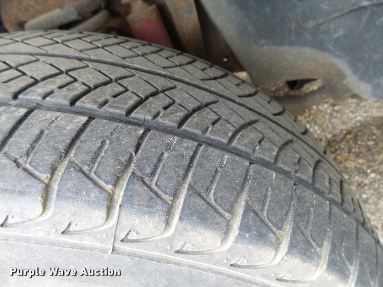 image for item L3386 1993 Ford Ranger pickup truck