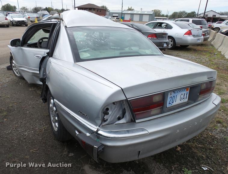 image for item L3387 2000 Buick Park Avenue