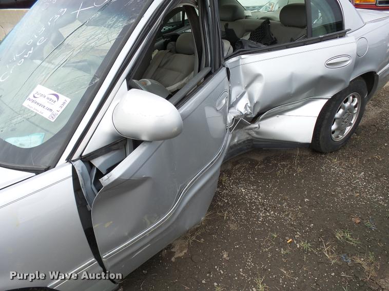 image for item L3387 2000 Buick Park Avenue