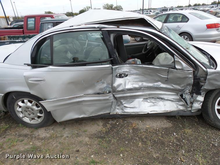 image for item L3387 2000 Buick Park Avenue