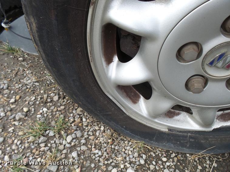 image for item L3387 2000 Buick Park Avenue